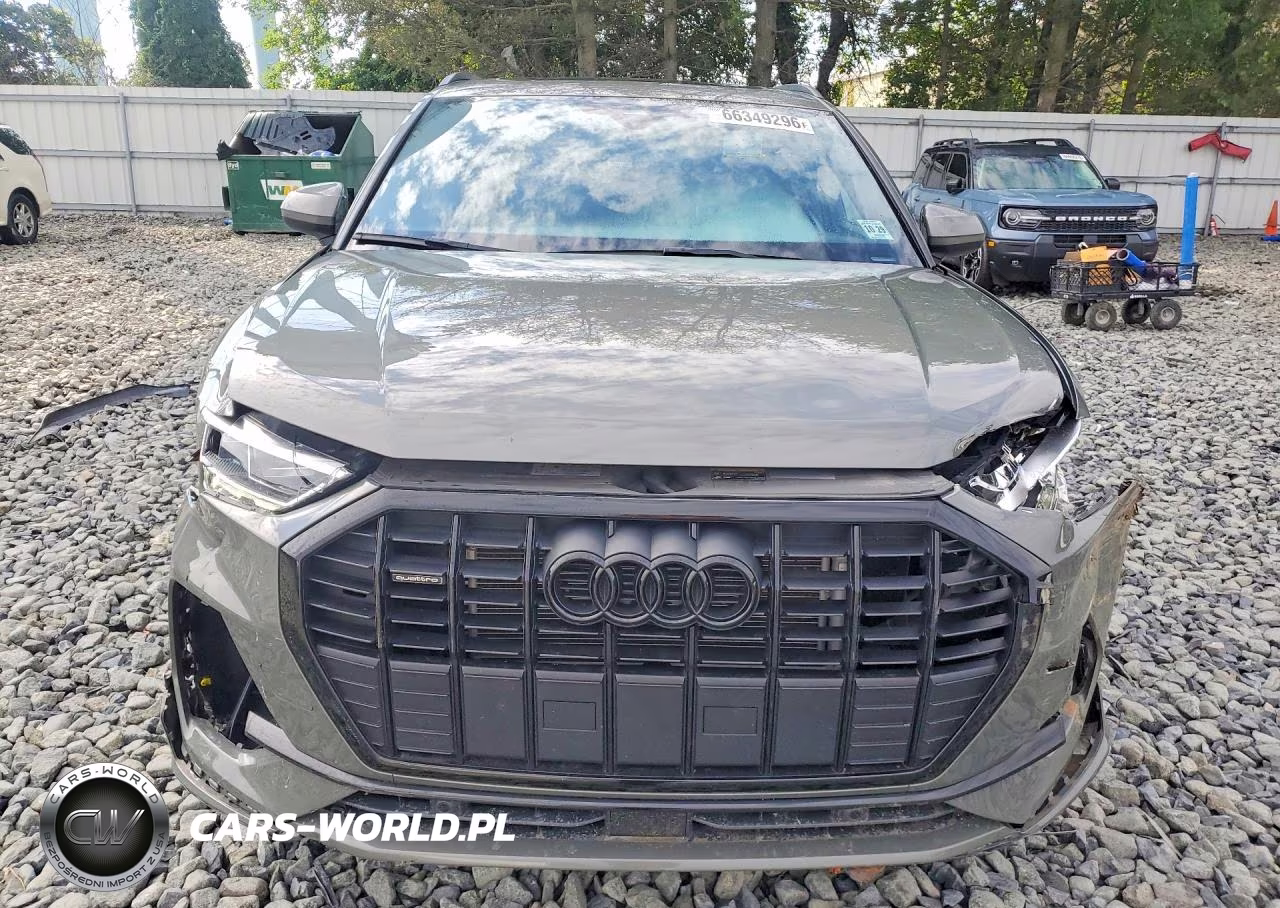 2024 Audi Q3 Premium S Line 45 VIN:WA1DECF39R1183048 - 5