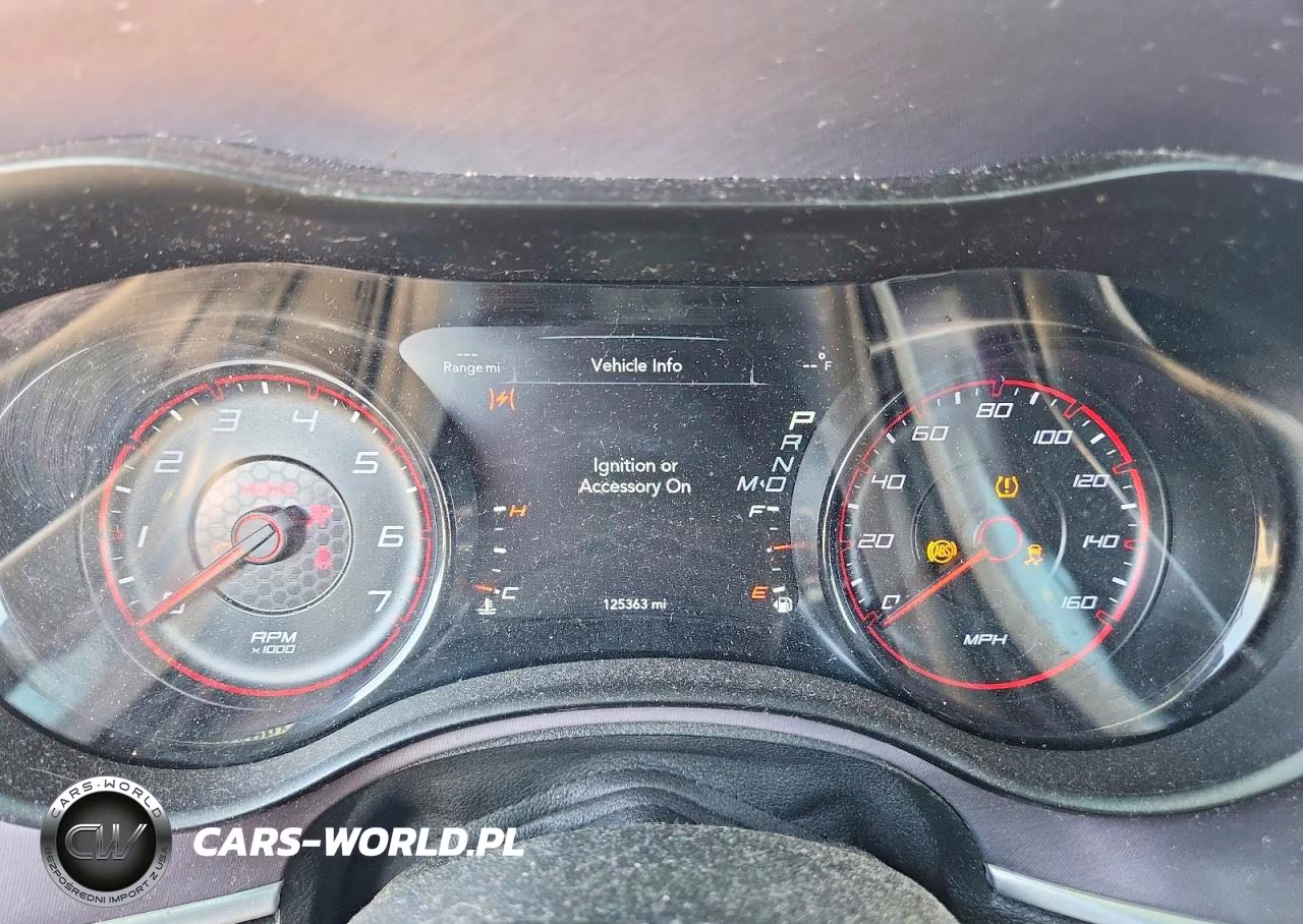 2019 Dodge Charger R-T VIN:2C3CDXCT1KH550066 - 9