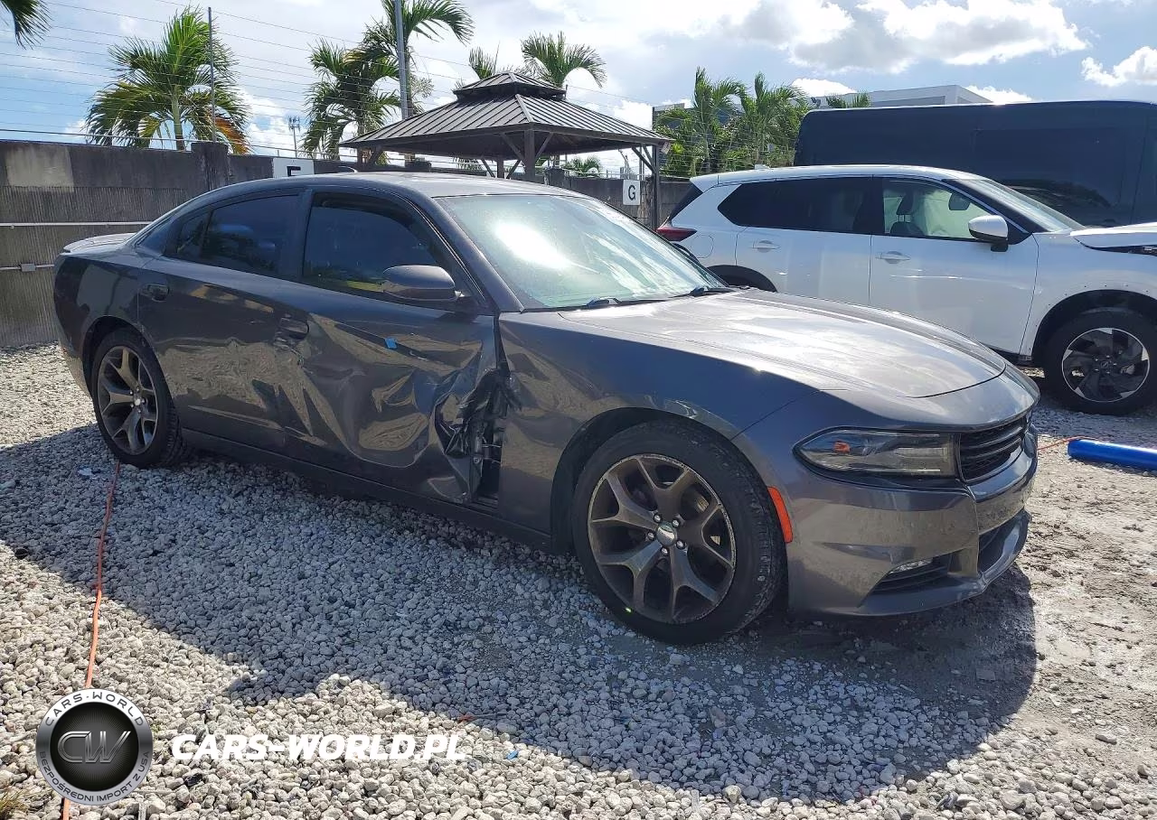 2016 Dodge Charger Sxt VIN:2C3CDXHGXGH140627 - 4
