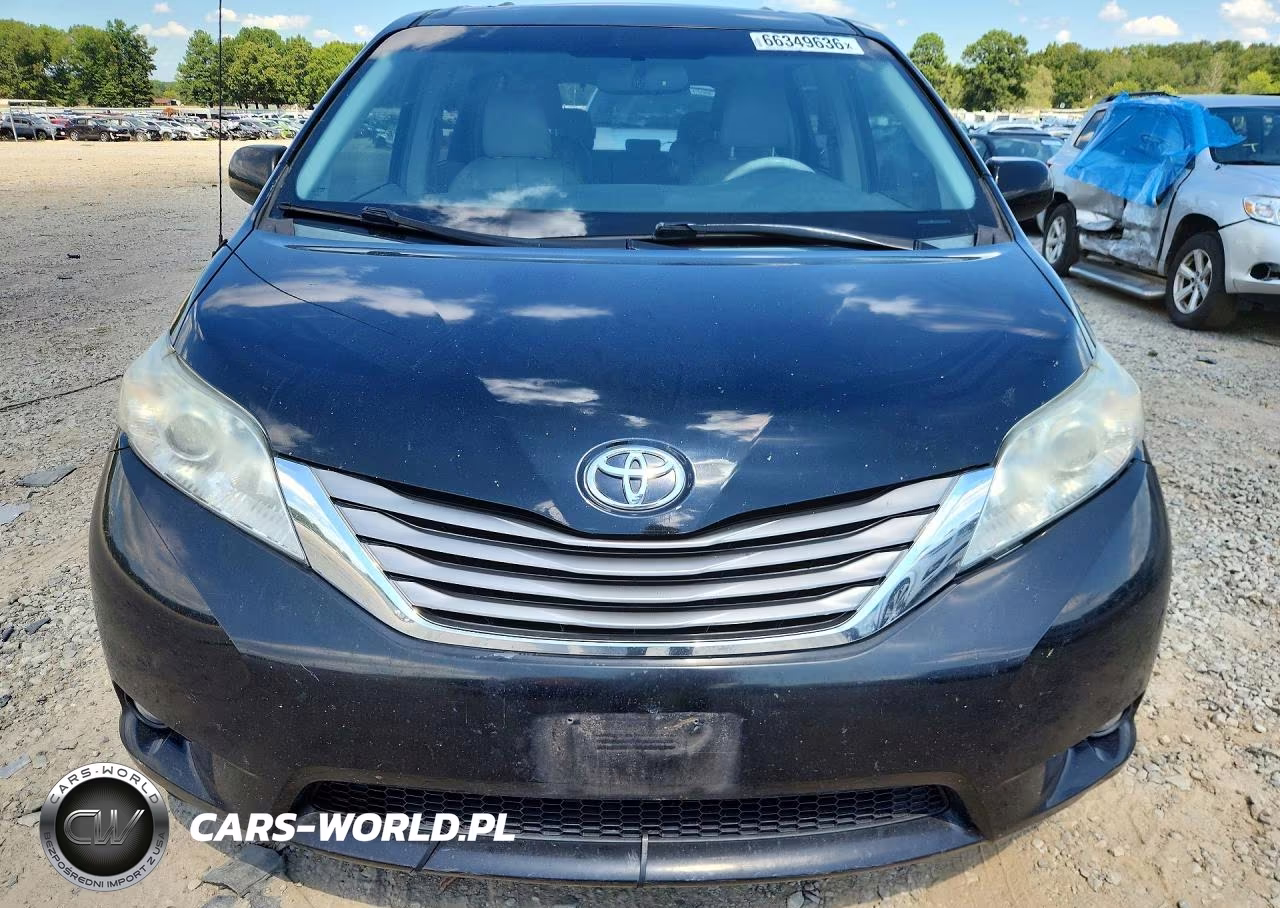2013 Toyota Sienna Xle 8-Passenger VIN:5TDYK3DC4DS344534 - 5