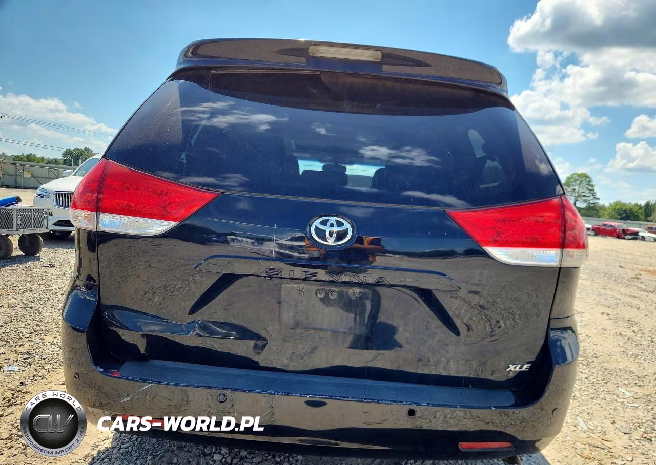 2013 Toyota Sienna Xle 8-Passenger VIN:5TDYK3DC4DS344534 - 6