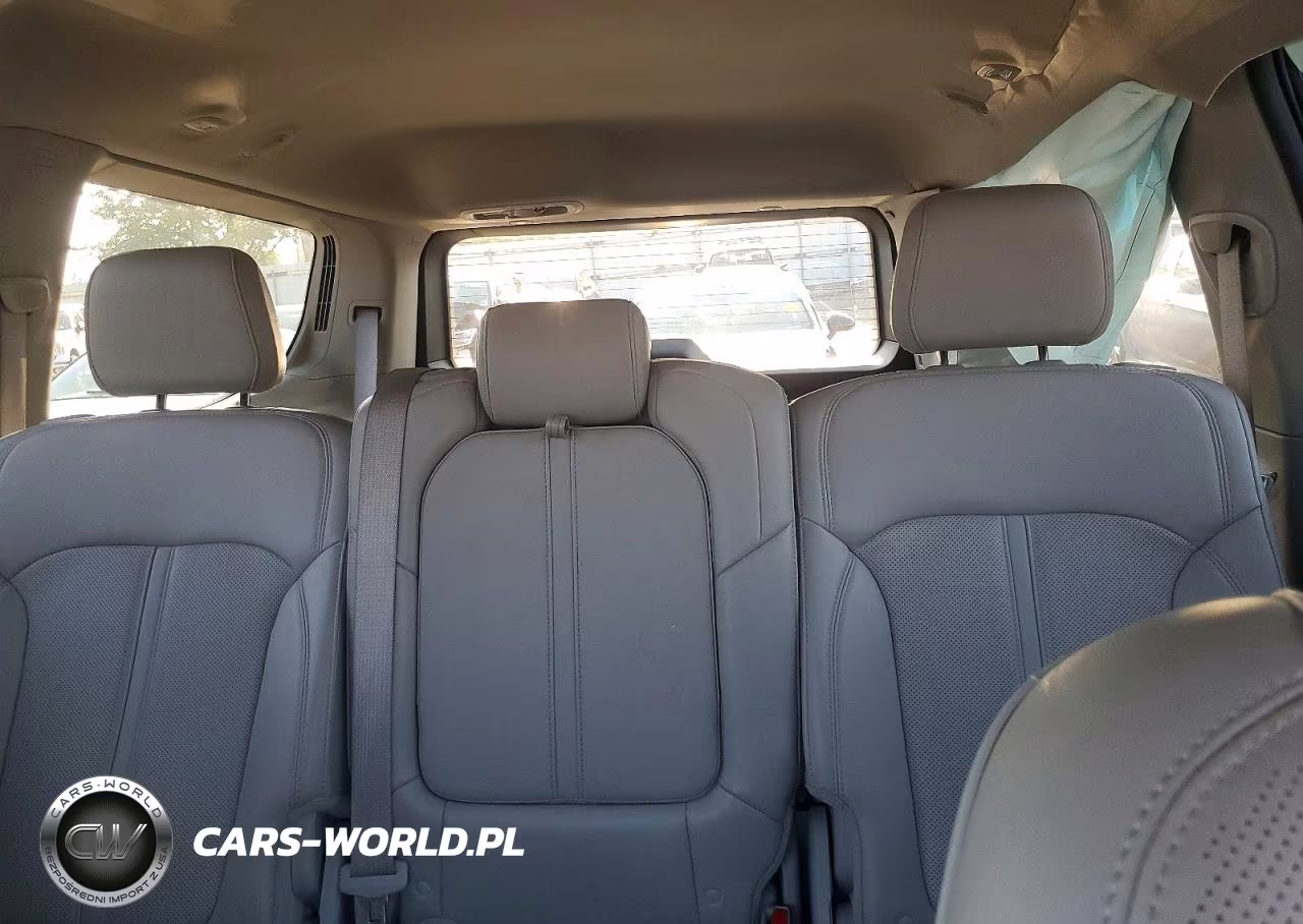 2024 Jeep Wagoneer Series Ii VIN:1C4SJUBP7RS135243 - 10