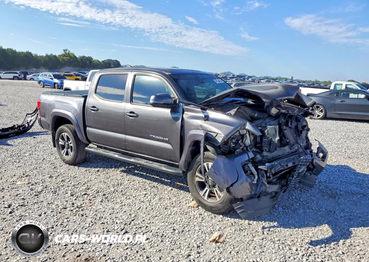 2018 Toyota Tacoma Trd Sport VIN:3TMCZ5ANXJM131414 - 4