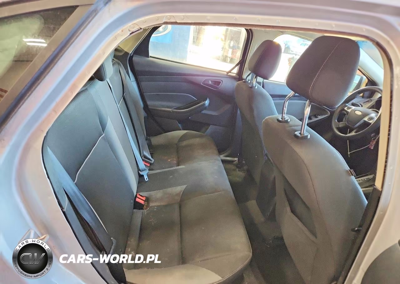 2012 Ford Focus Se VIN:1FAHP3F28CL192284 - 10