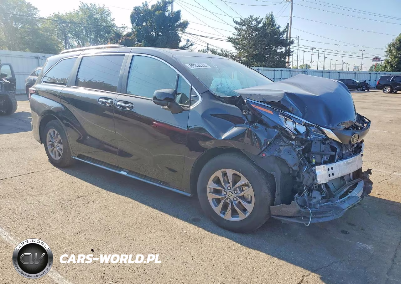 2026 Toyota Sienna Xle 8-Passenger VIN:5TDYRKEC0TS291768 - 4