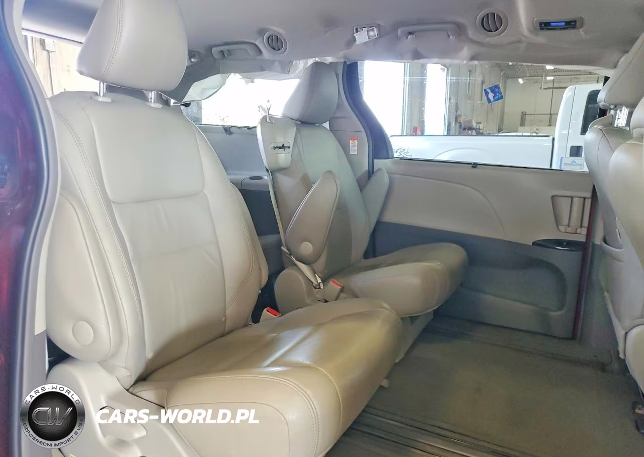 2015 Toyota Sienna Xle 8-Passenger VIN:5TDYK3DC5FS654954 - 11