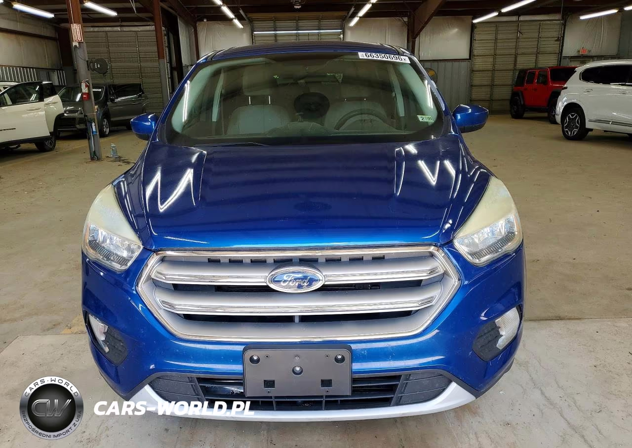 2017 Ford Escape Se VIN:1FMCU9GD8HUC20050 - 5
