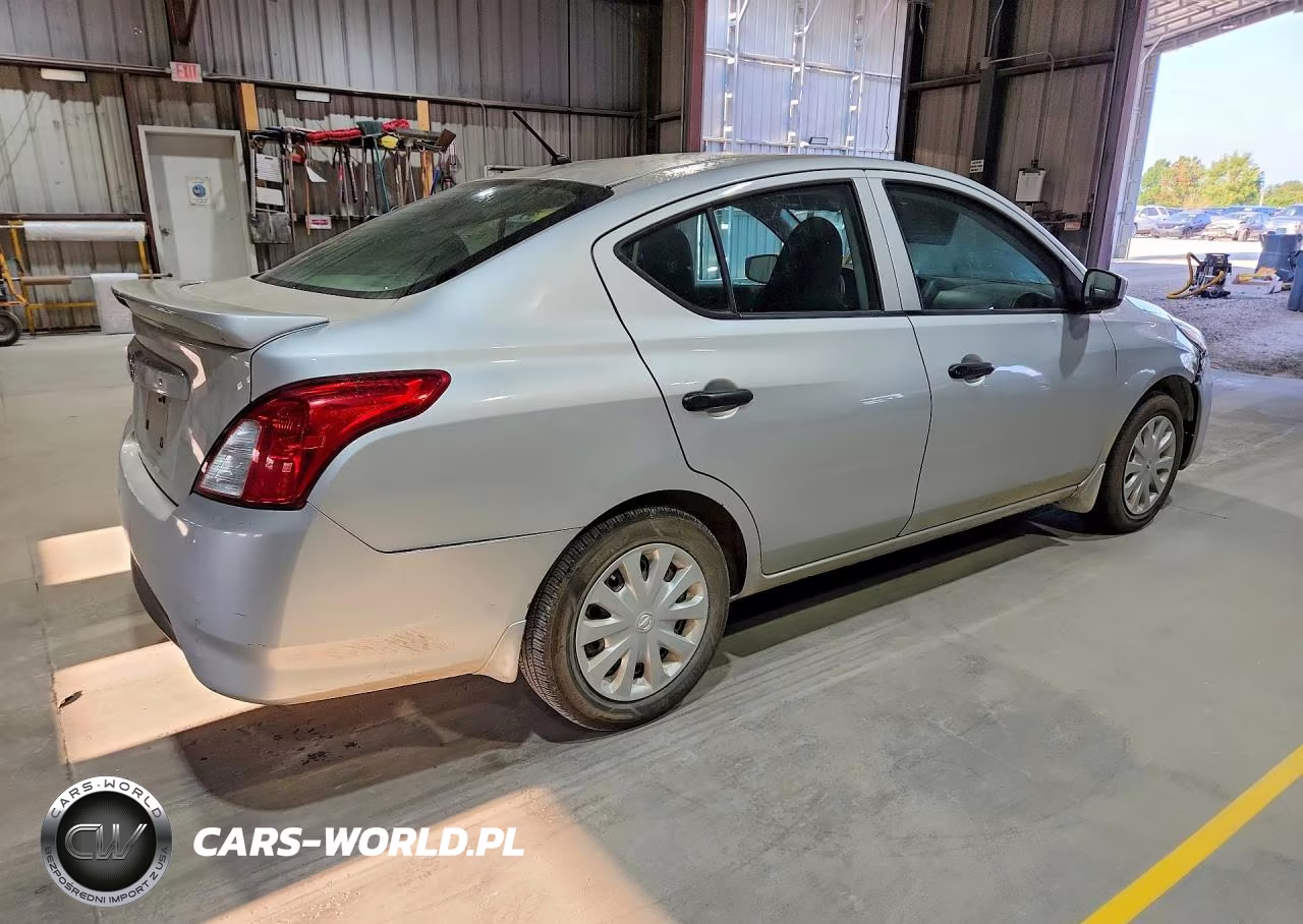 2017 Nissan Versa 1.6 S Plus VIN:3N1CN7AP5HL805805 - 3