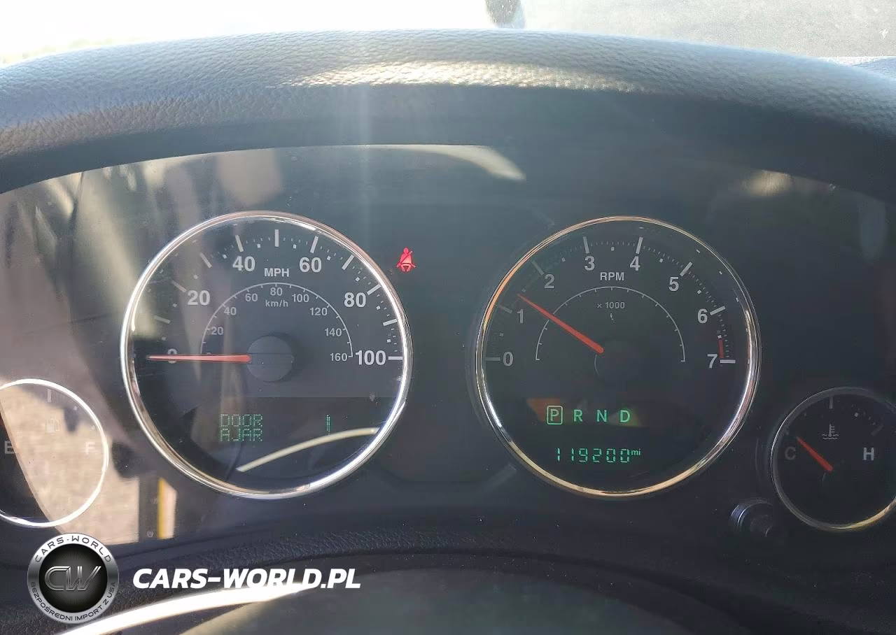 2016 Jeep Wrangler Unlimited Sport VIN:1C4BJWDG5GL160660 - 9