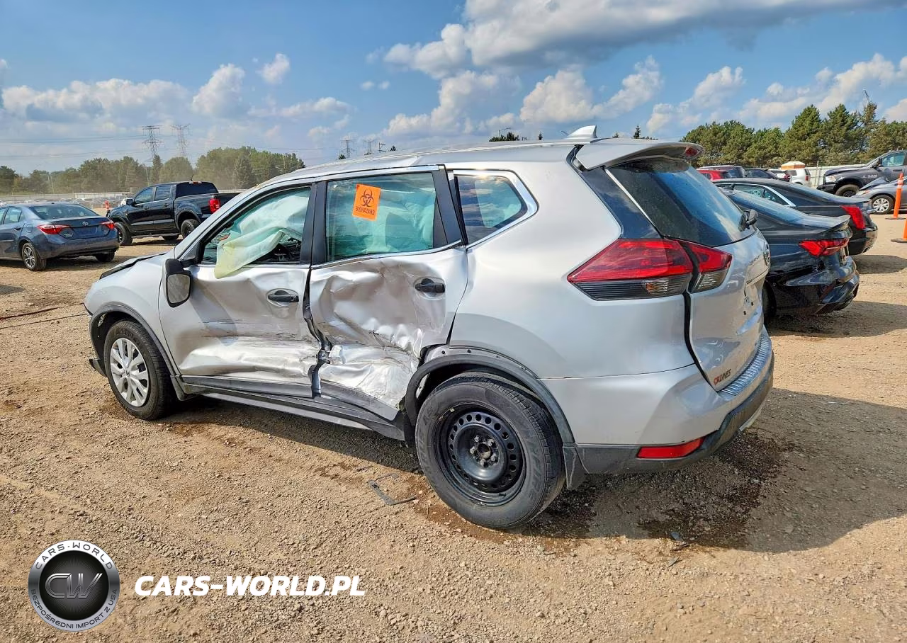 2018 Nissan Rogue S VIN:KNMAT2MT3JP588321 - 2