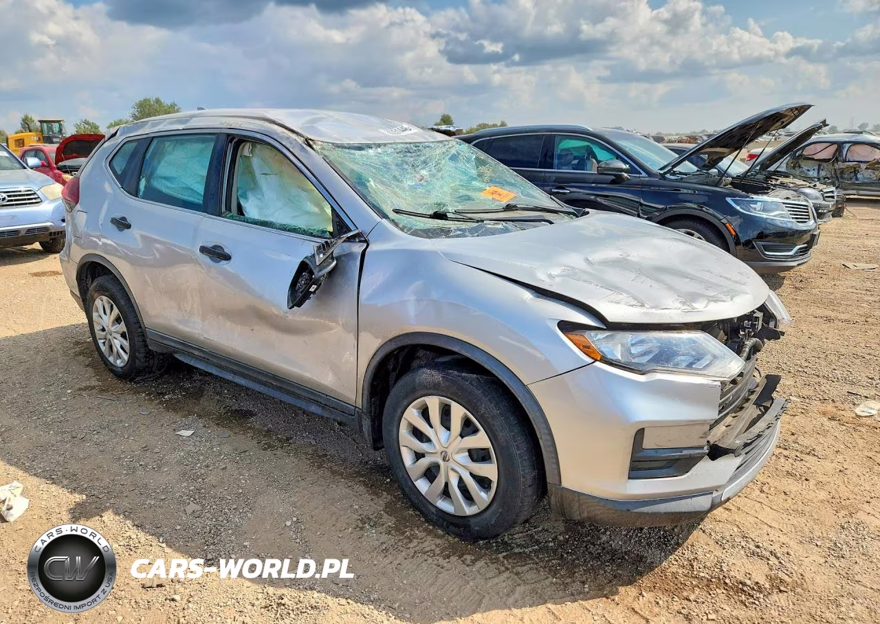 2018 Nissan Rogue S VIN:KNMAT2MT3JP588321 - 4