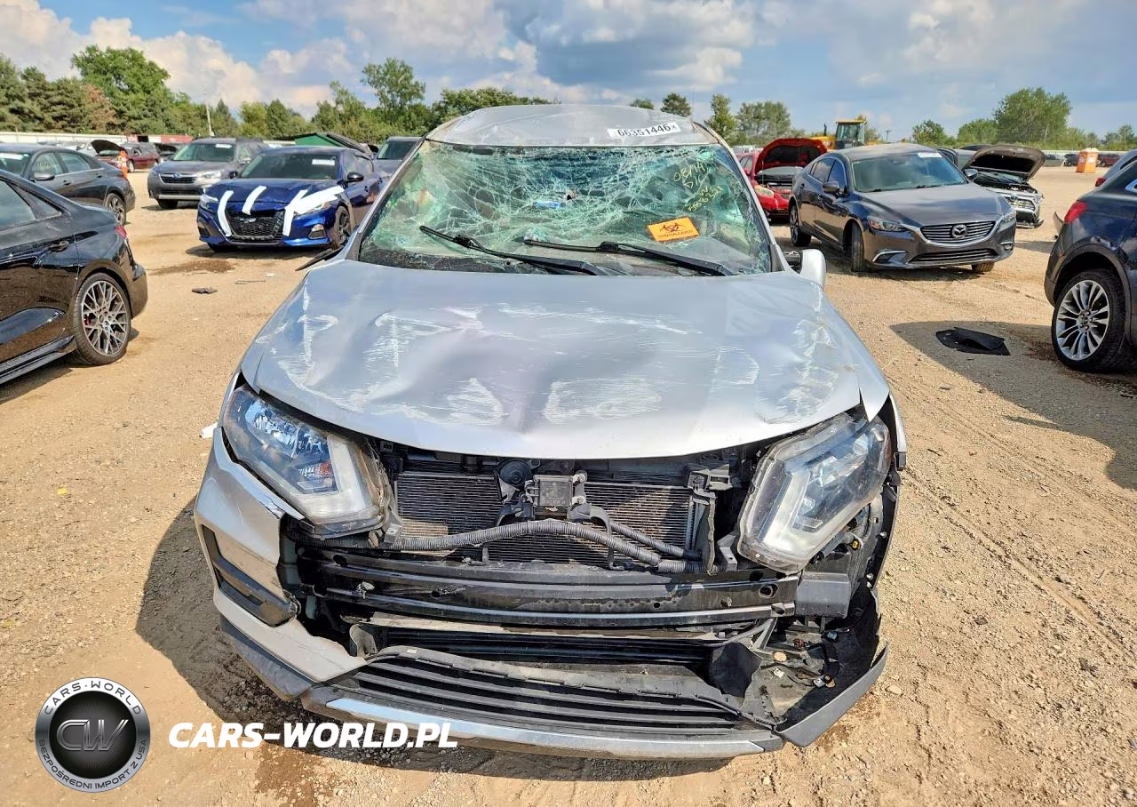 2018 Nissan Rogue S VIN:KNMAT2MT3JP588321 - 5