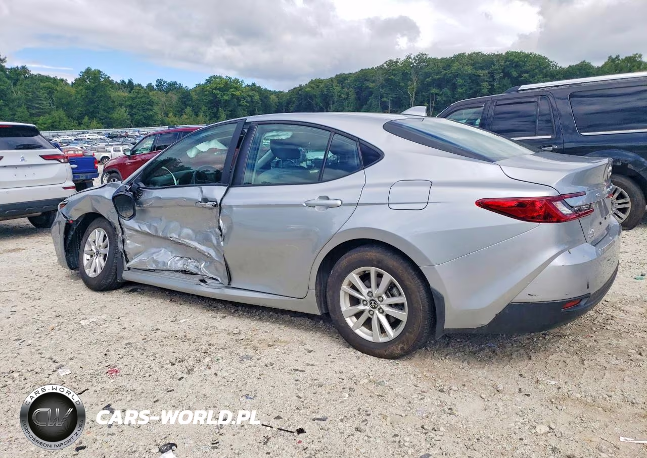 2026 Toyota Camry Le VIN:4T1DBADKXTU039877 - 2