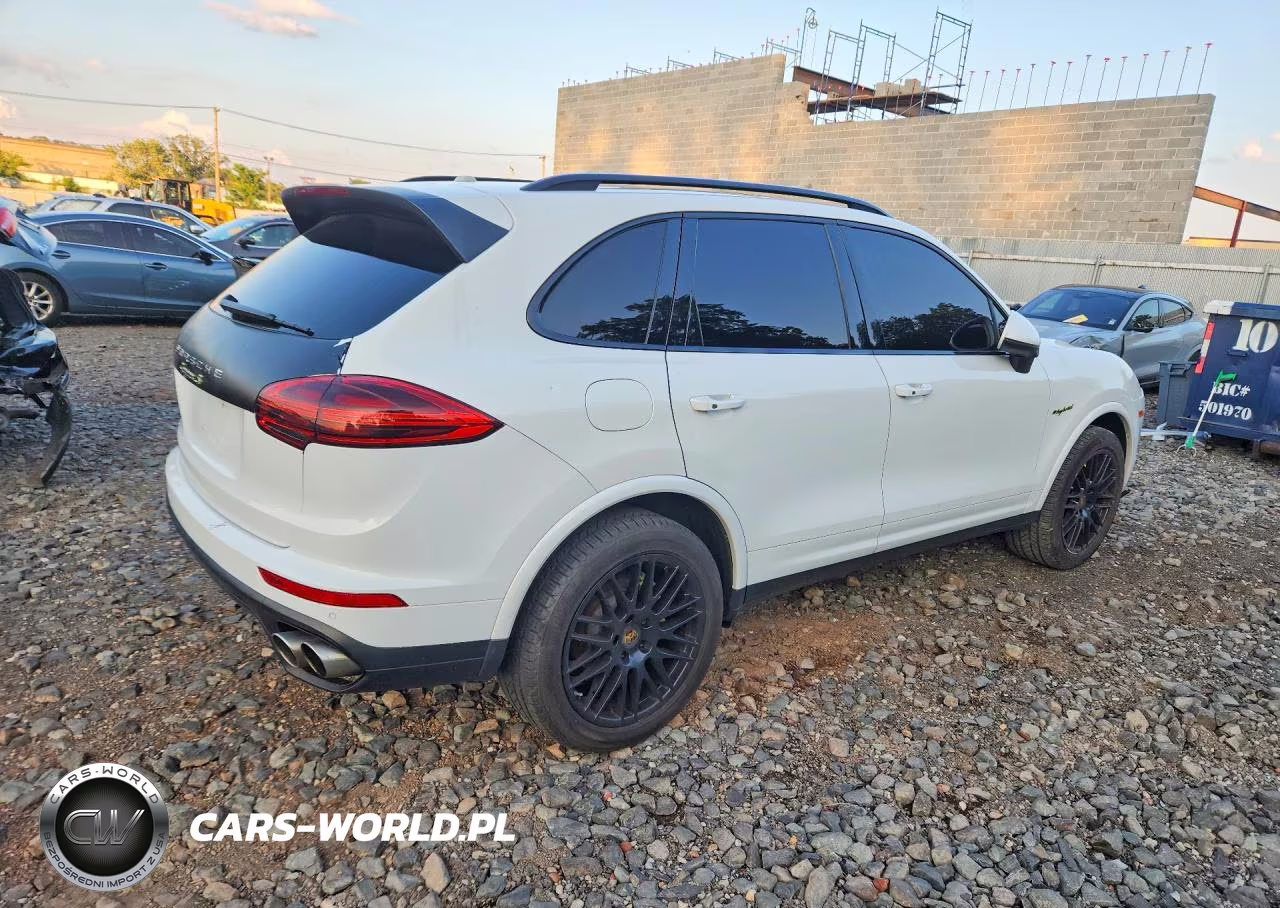 2017 Porsche Cayenne Se Hybrid Platinum VIN:WP1AE2A25HLA71480 - 3