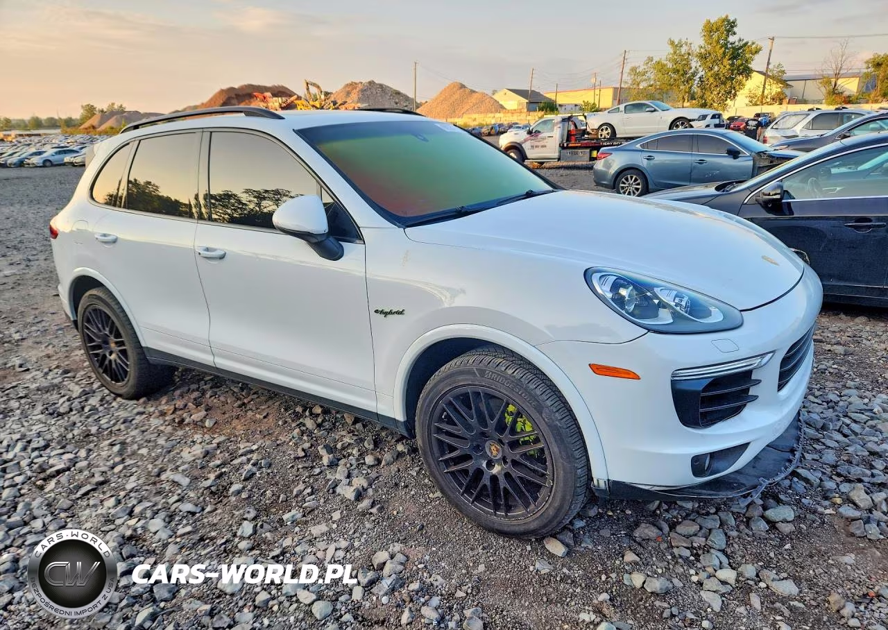 2017 Porsche Cayenne Se Hybrid Platinum VIN:WP1AE2A25HLA71480 - 4