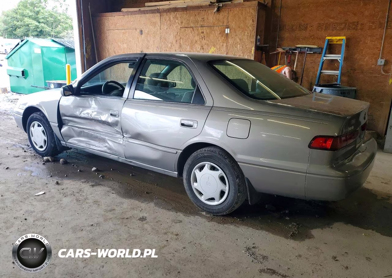 1999 Toyota Camry Ce VIN:4T1BG22K8XU574228 - 2