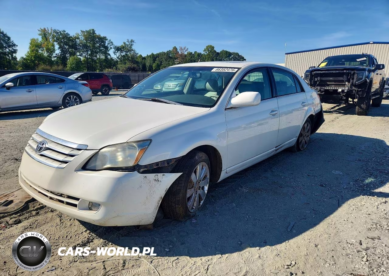 2005 Toyota Avalon Xls