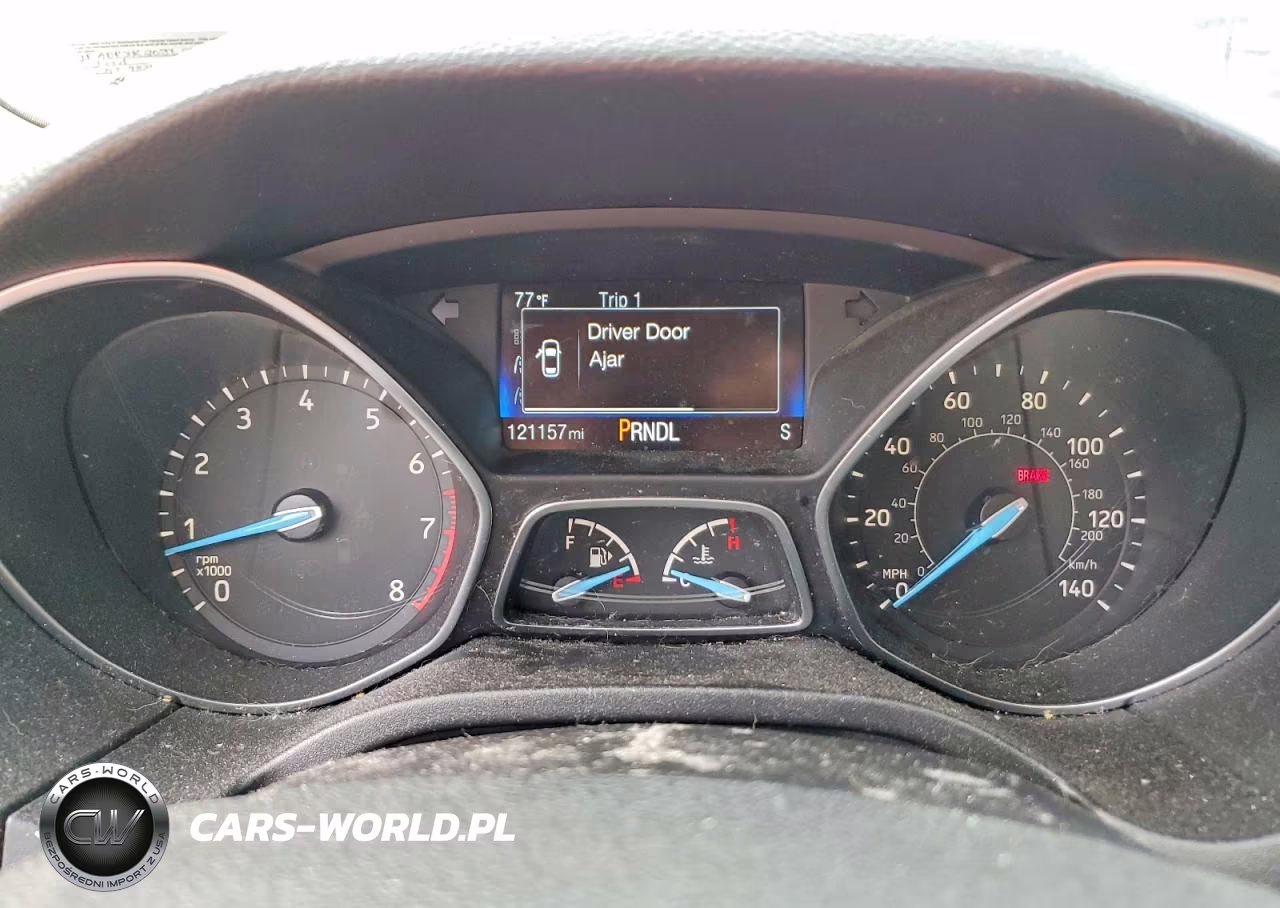 2018 Ford Focus Se VIN:1FADP3K20JL280313 - 9
