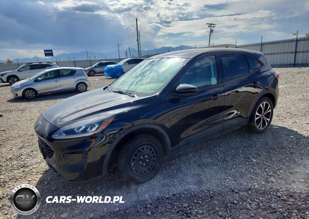 2022 Ford Escape Se