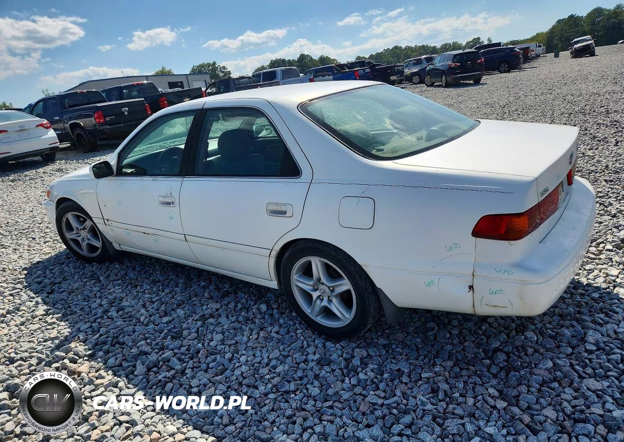 2001 Toyota Camry Ce VIN:4T1BG22K01U811172 - 2