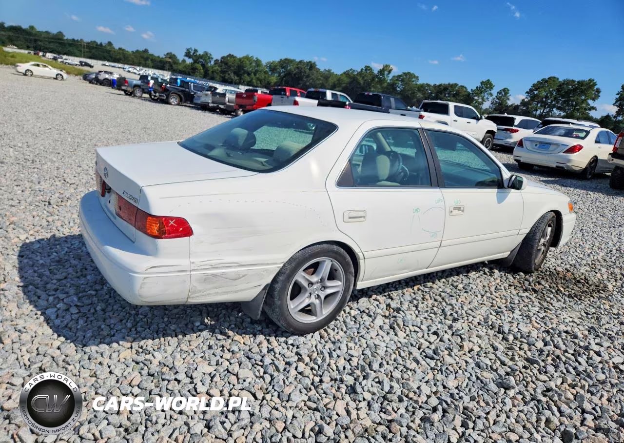 2001 Toyota Camry Ce VIN:4T1BG22K01U811172 - 3