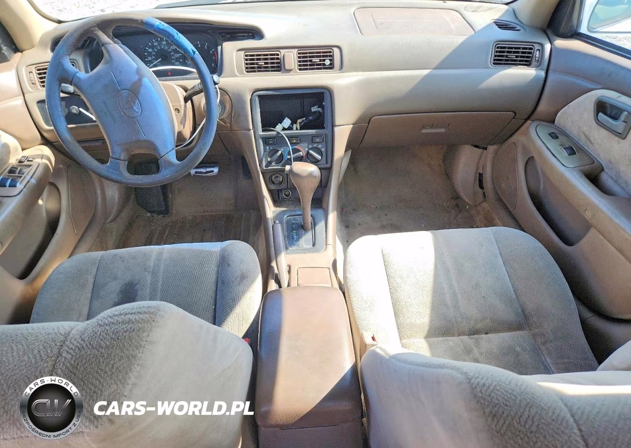 2001 Toyota Camry Ce VIN:4T1BG22K01U811172 - 8