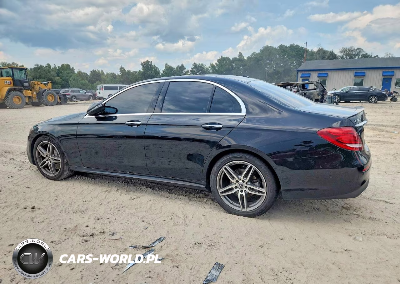 2018 Mercedes-Benz E 300 VIN:WDDZF4JB2JA296802 - 2