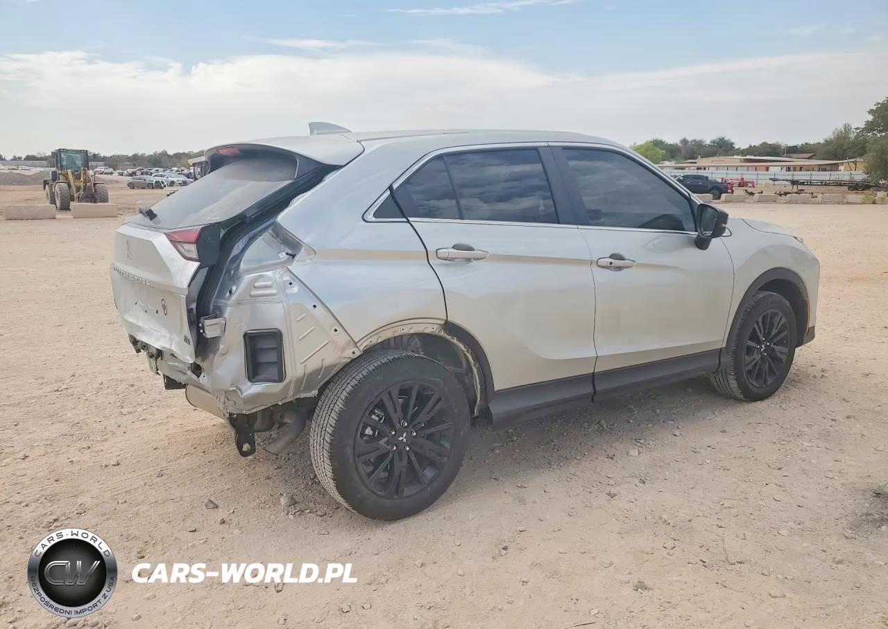 2025 Mitsubishi Eclipse Cross Le VIN:JA4ATVAA5SZ011035 - 3