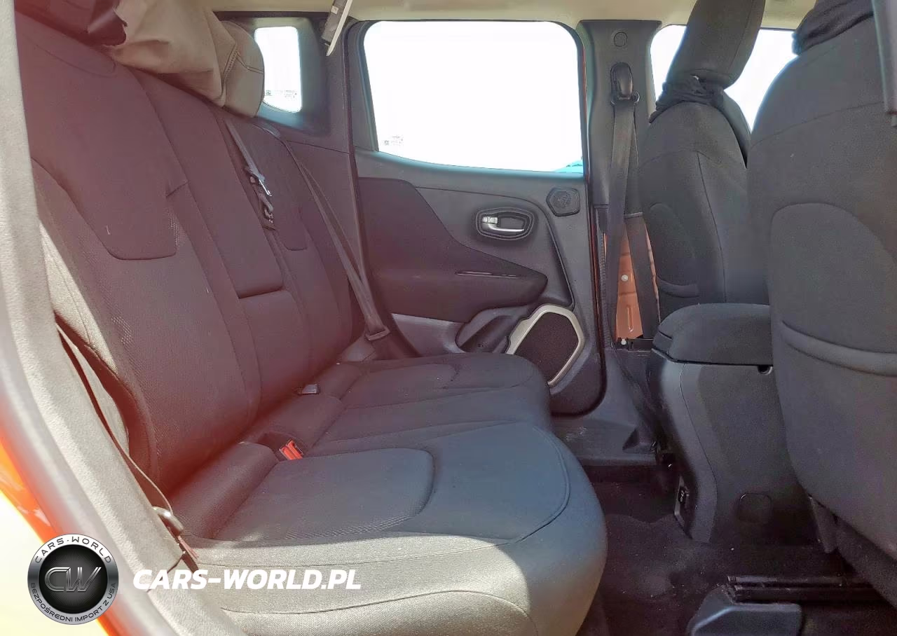 2015 Jeep Renegade Latitude VIN:ZACCJABT8FPC22831 - 11