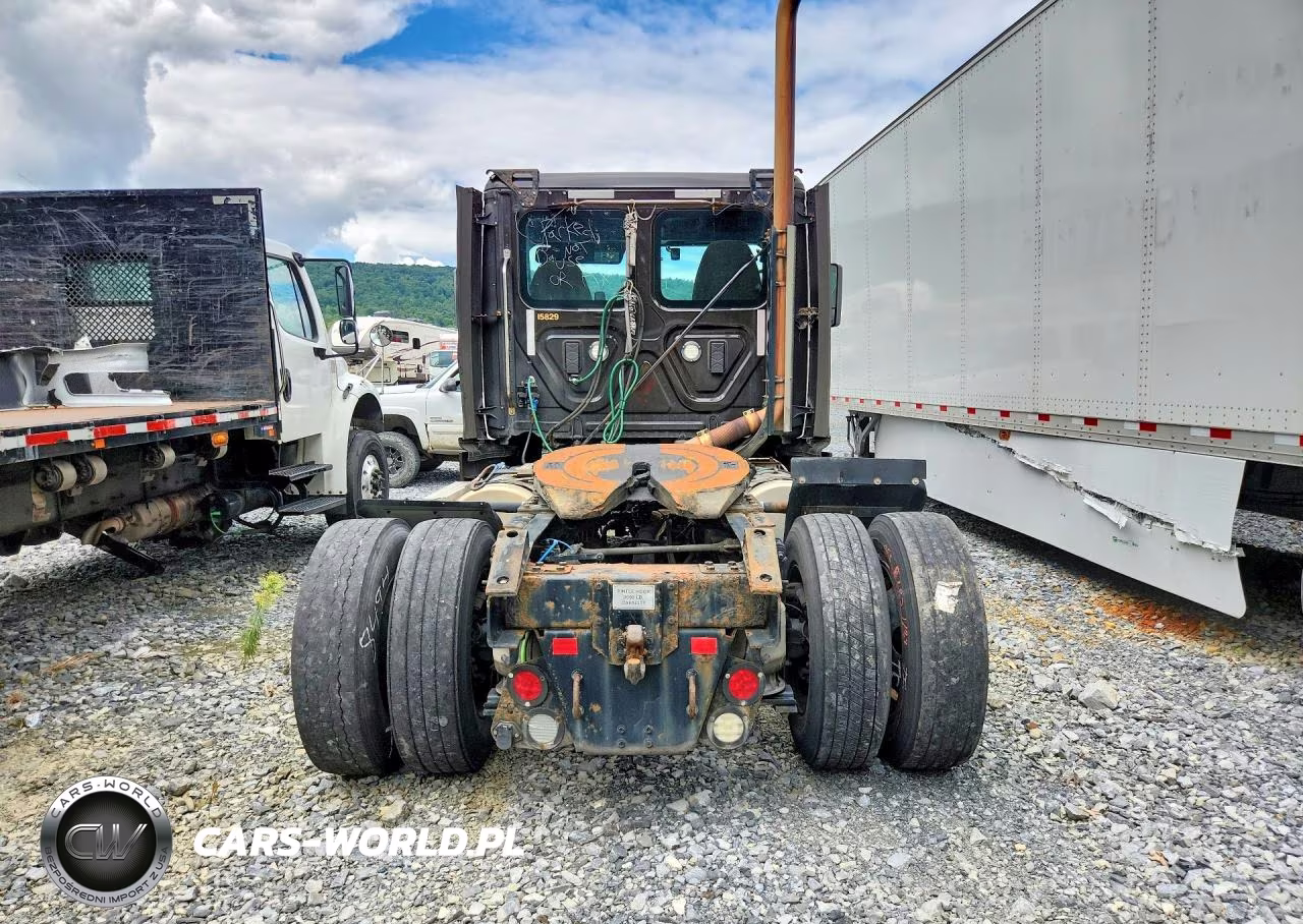 2017 Freightliner Cascadia 113 Semi Truck VIN:1FUBGBDVXHLHH2528 - 6