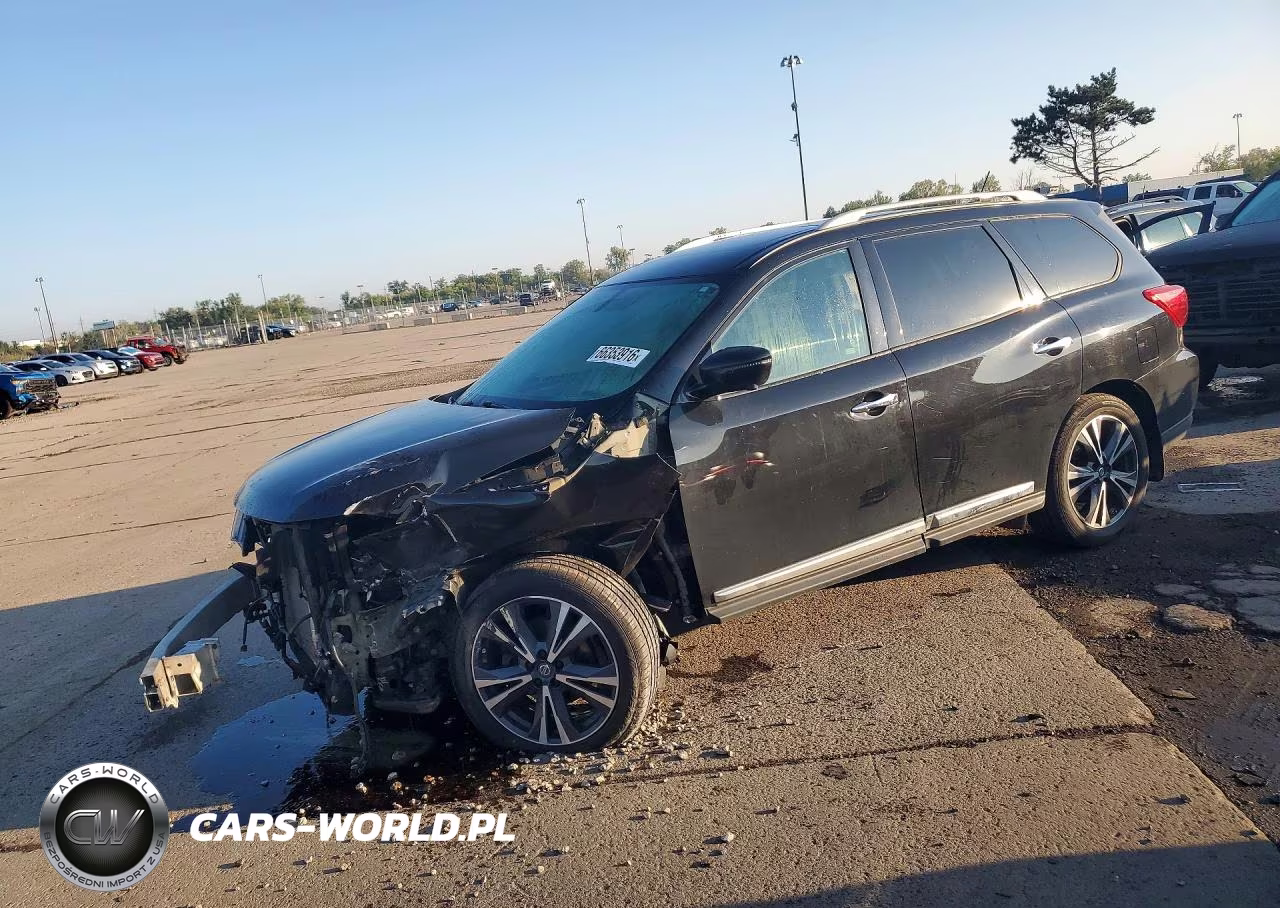 2018 Nissan Pathfinder Platinum – zdjęcie 1 z 13