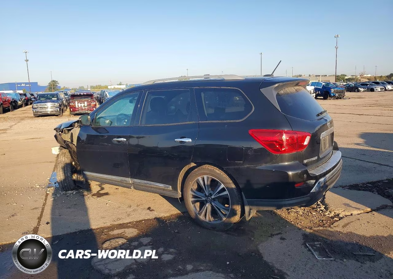 2018 Nissan Pathfinder Platinum VIN:5N1DR2MM2JC651495 - 2