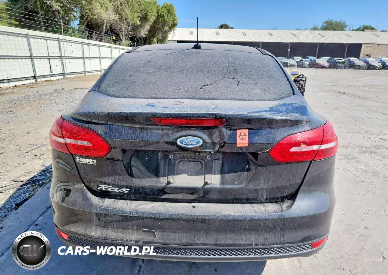 2018 Ford Focus S VIN:1FADP3E23JL259113 - 6