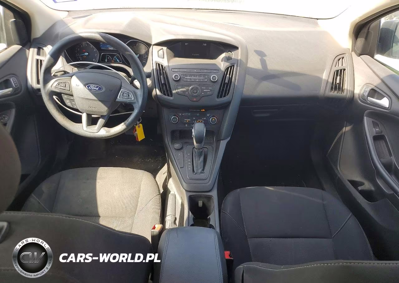 2018 Ford Focus Se VIN:1FADP3FEXJL244052 - 8