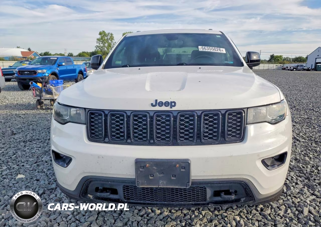 2019 Jeep Grand Cherokee Laredo VIN:1C4RJFAG4KC607572 - 5
