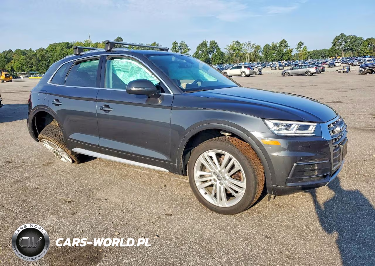 2018 Audi Q5 Premium Plus VIN:WA1BNAFY3J2220990 - 4