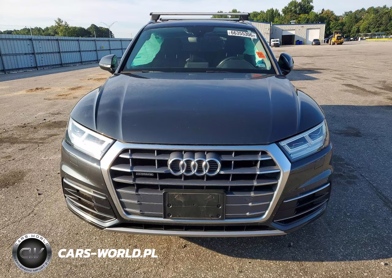 2018 Audi Q5 Premium Plus VIN:WA1BNAFY3J2220990 - 5
