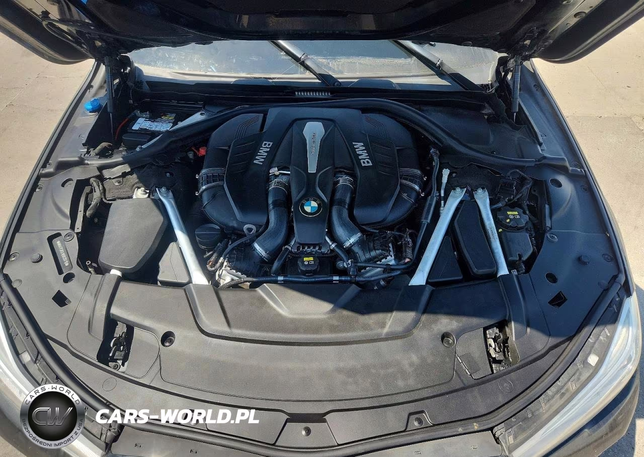 2019 BMW 750 Xi VIN:WBA7F2C51KB239416 - 11