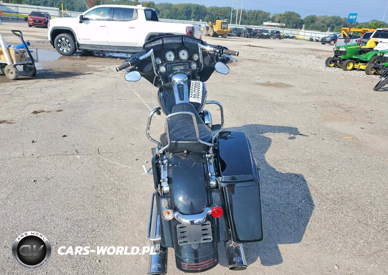 2010 Harley-Davidson Flhx VIN:1HD1KB419AB629306 - 4
