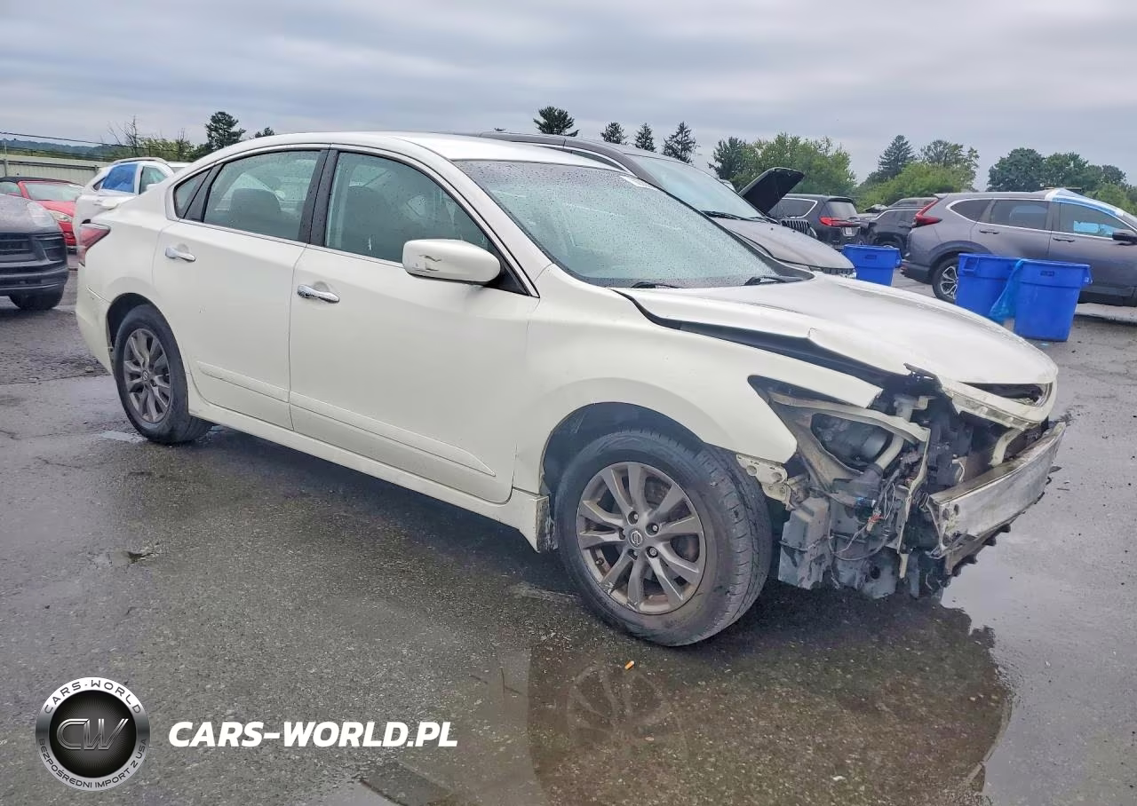 2015 Nissan Altima 2.5 S VIN:1N4AL3AP5FC486603 - 4