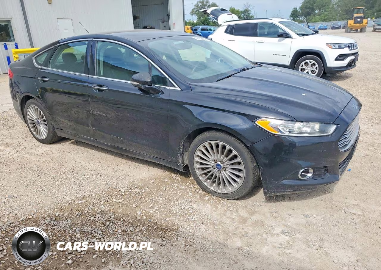 2016 Ford Fusion Titanium VIN:3FA6P0K90GR391409 - 4