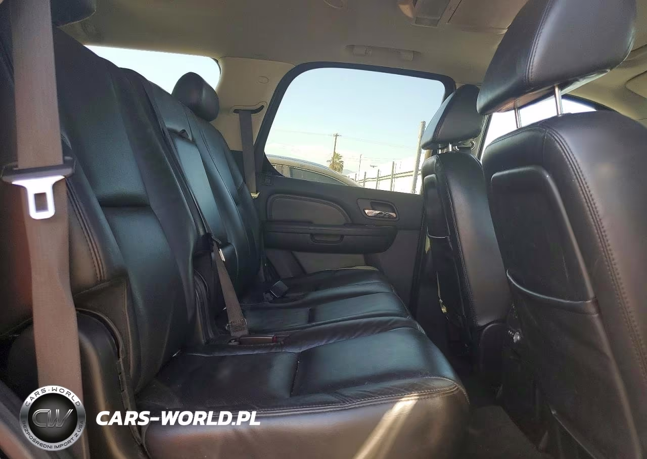 2008 Cadillac Escalade Luxury VIN:1GYFK63808R267021 - 11