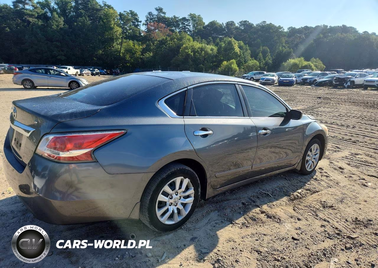 2015 Nissan Altima VIN:1N4AL3AP8FN871528 - 3