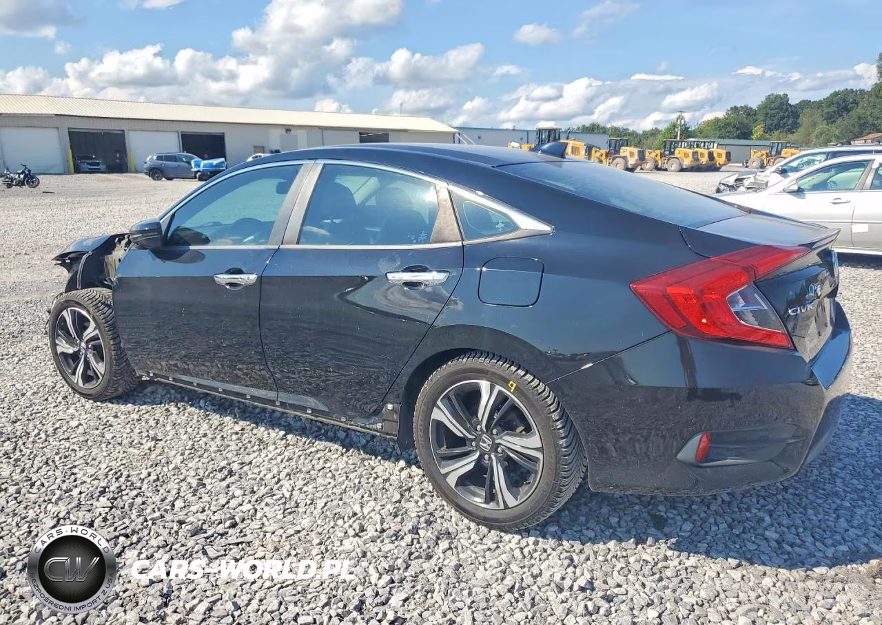 2017 Honda Civic Touring VIN:19XFC1F91HE010326 - 2