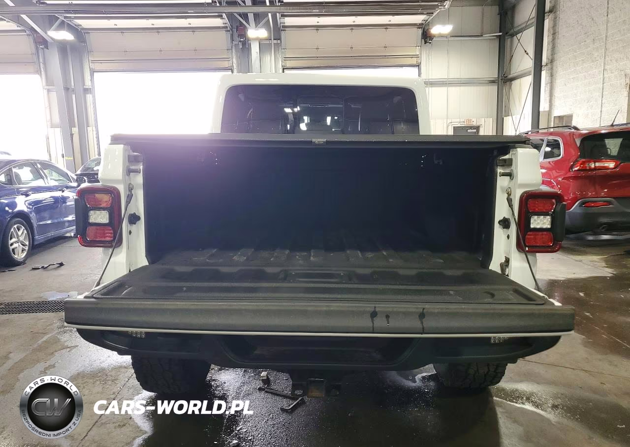 2021 Jeep Gladiator Overland VIN:1C6HJTFG4ML505881 - 6