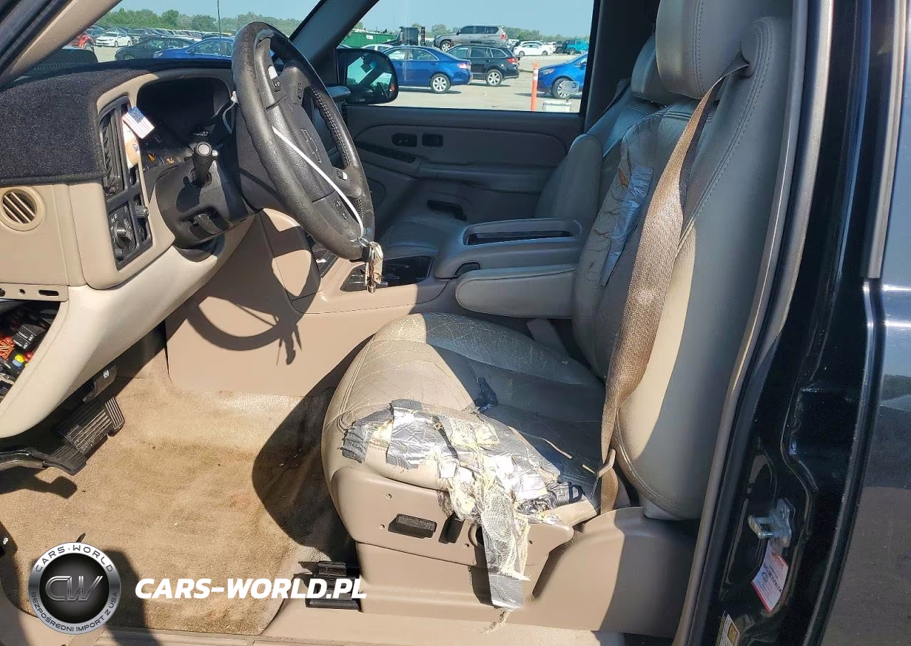 2005 Chevrolet Suburban C1500 VIN:3GNEC16Z15G269580 - 7