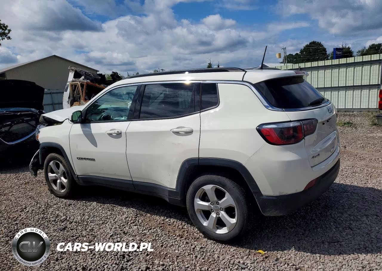 2018 Jeep Compass Latitude VIN:3C4NJDBB9JT139007 - 2