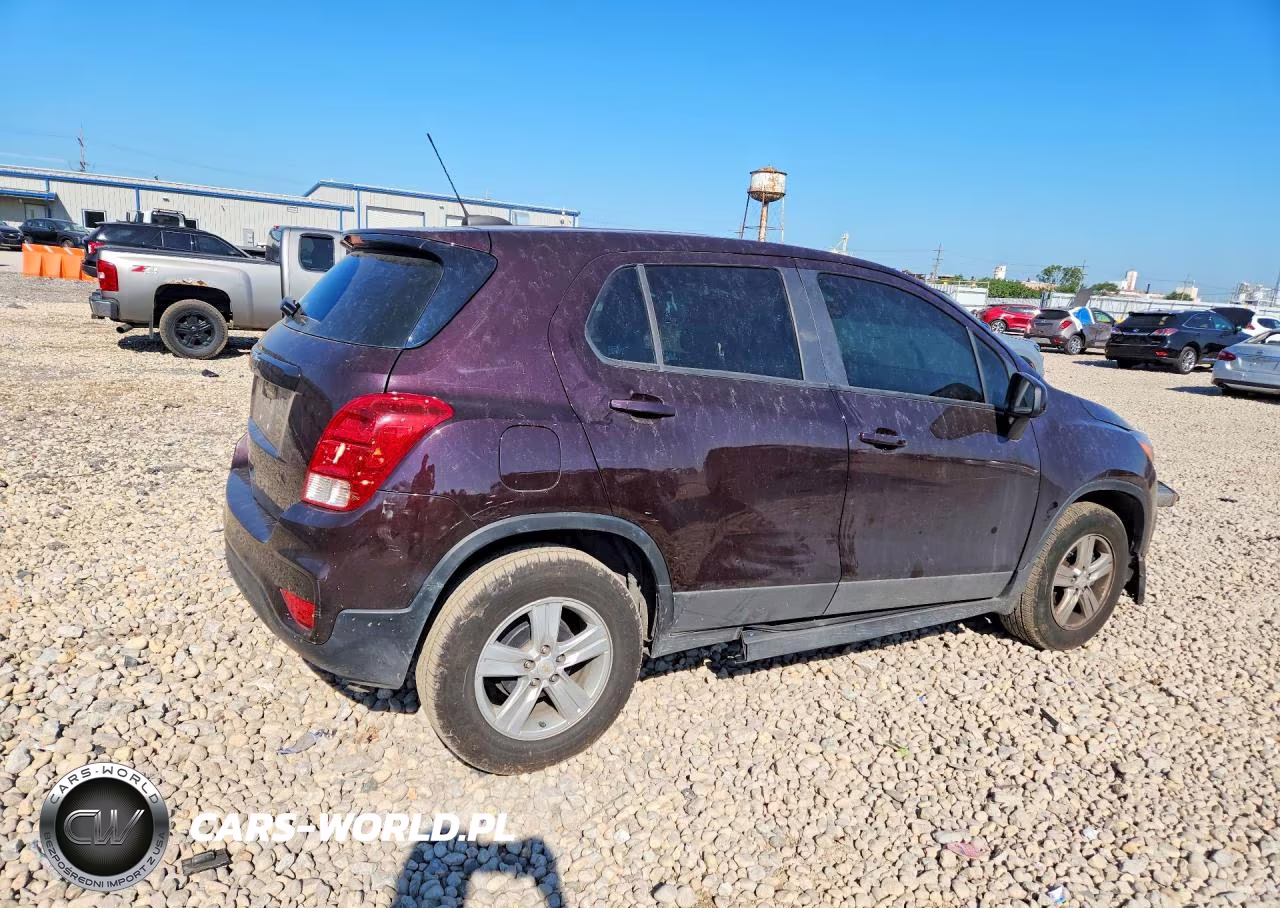 2020 Chevrolet Trax Ls VIN:KL7CJKSB9LB334828 - 3