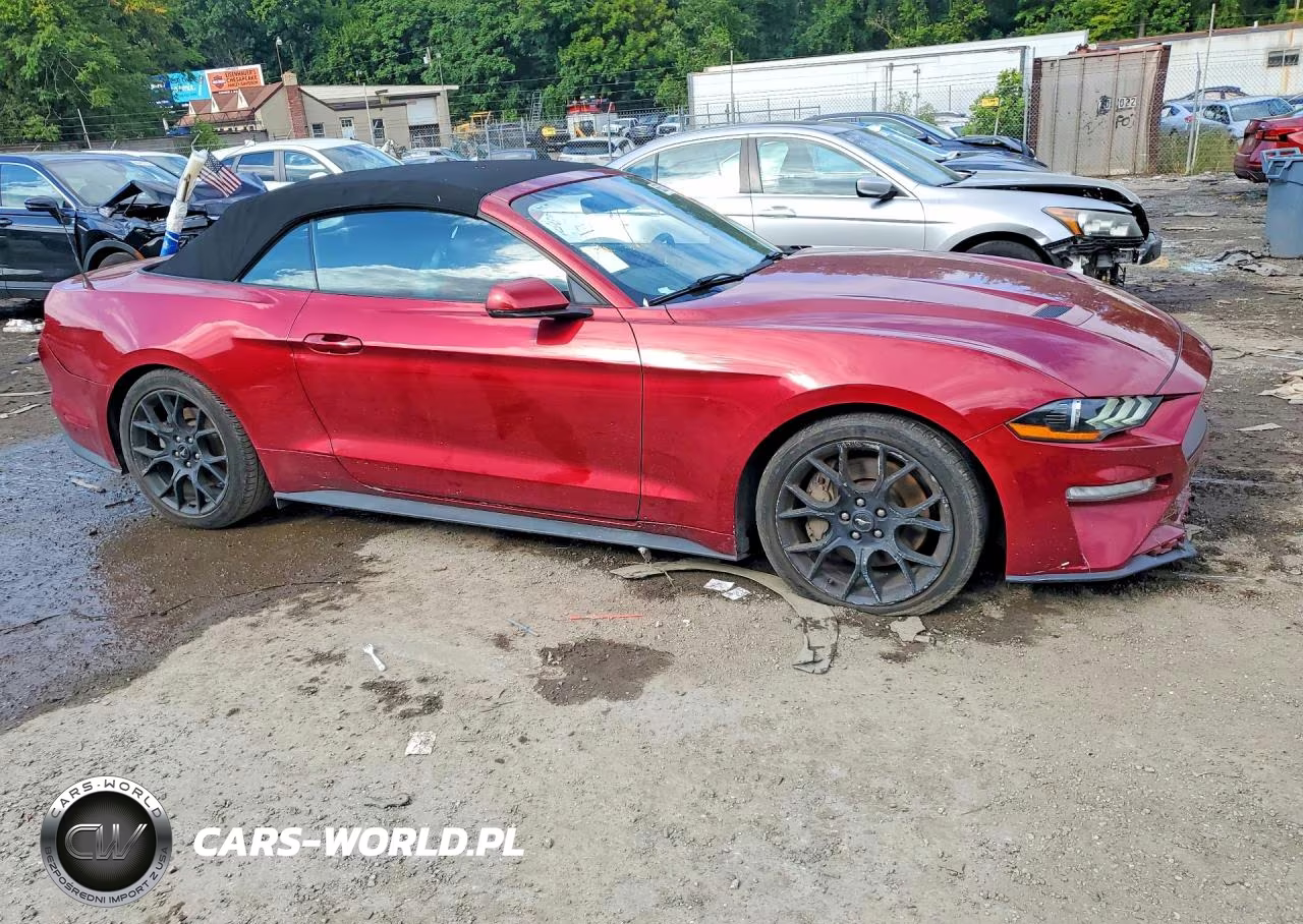 2018 Ford Mustang VIN:1FATP8UHXJ5113536 - 4