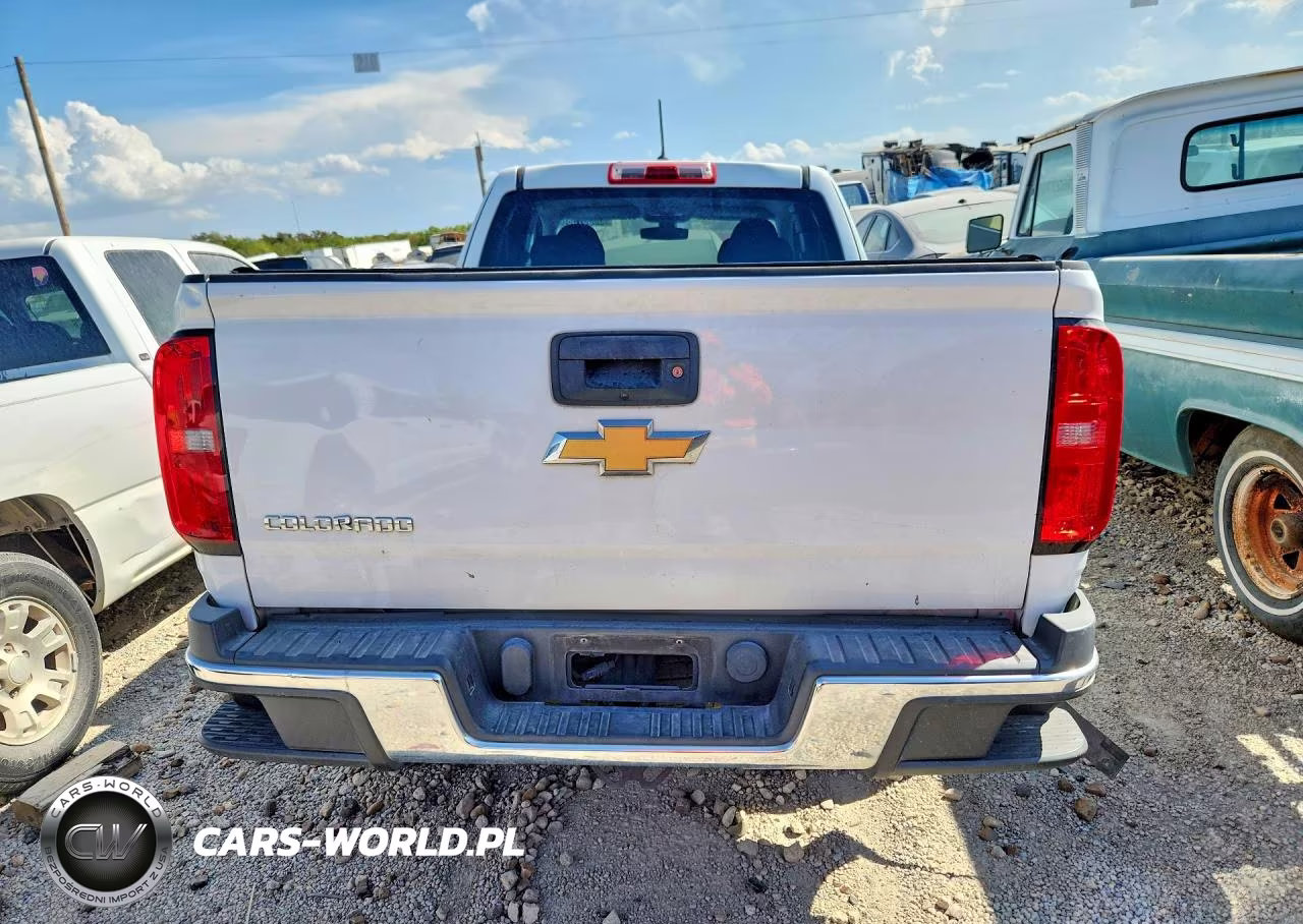 2017 Chevrolet Colorado VIN:1GCHSBEA7H1256586 - 6